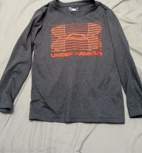 Boys long sleeve shirt.